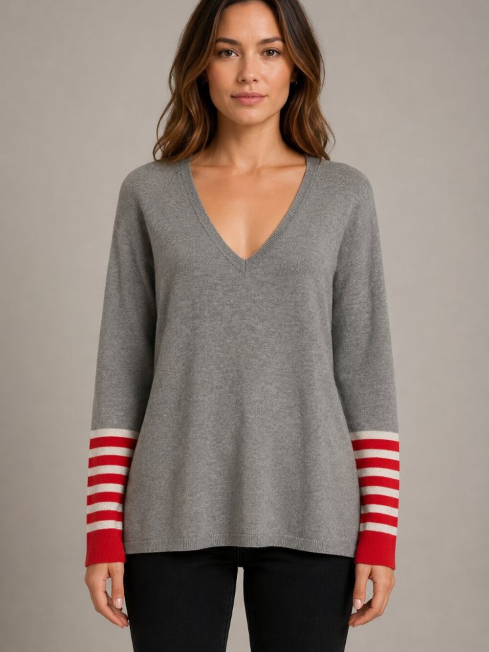 GAP Wool Blend V-Neck Sweater Gray Red White Striped Cuffs Women’s Medium Tunic